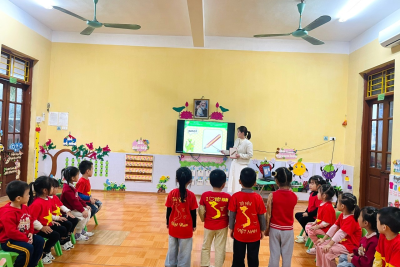 𝑳𝒂̀𝒎 𝒒𝒖𝒆𝒏 𝒗𝒐̛́𝒊 𝒕𝒊𝒆̂́𝒏𝒈 𝒂𝒏𝒉 – 𝑯𝒂̀𝒏𝒉 𝒕𝒓𝒊̀𝒏𝒉 𝒈𝒊𝒖́𝒑 𝒕𝒓𝒆̉ 𝒕𝒖̛̣ 𝒕𝒊𝒏 𝒉𝒐̣̂𝒊 𝒏𝒉𝒂̣̂𝒑 𝒏𝒈𝒂𝒚 𝒕𝒖̛̀ 𝒃𝒂̣̂𝒄 𝒎𝒂̂̀𝒎 𝒏𝒐𝒏