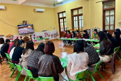 CHI BỘ TRƯỜNG MẦM NON HÒA HẬU THAM DỰ HỘI NGHỊ TRỰC TUYẾN QUÁN TRIỆT NGHỊ QUYẾT CỦA BỘ CHÍNH TRỊ